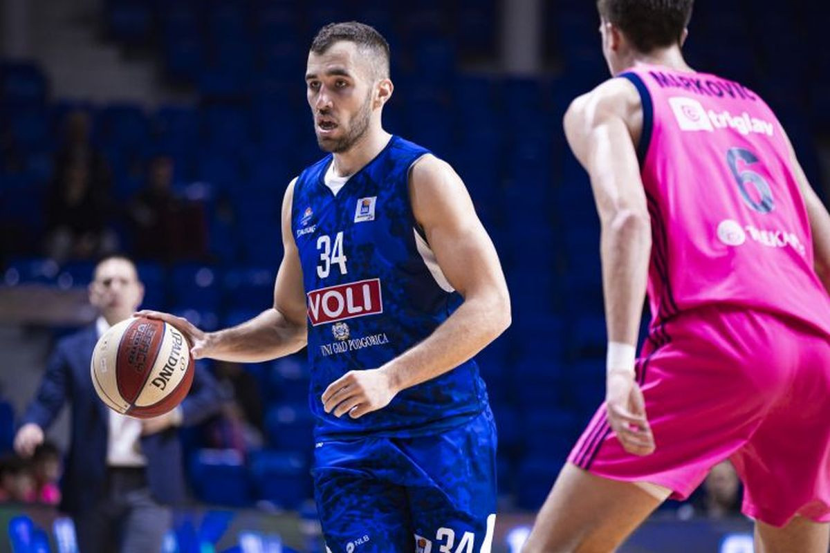 Kenan Kamenjaš sa double-double učinkom drugi najefikasniji u pobjedi Budućnosti Kenan Kamenjaš sa double-double učinkom drugi najefikasniji u pobjedi Budućnosti