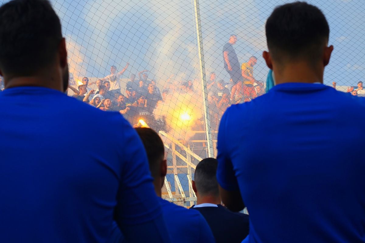 Sve kuha u Novom Pazaru - "Ovo je više od fudbala" Sve kuha u Novom Pazaru - "Ovo je više od fudbala"