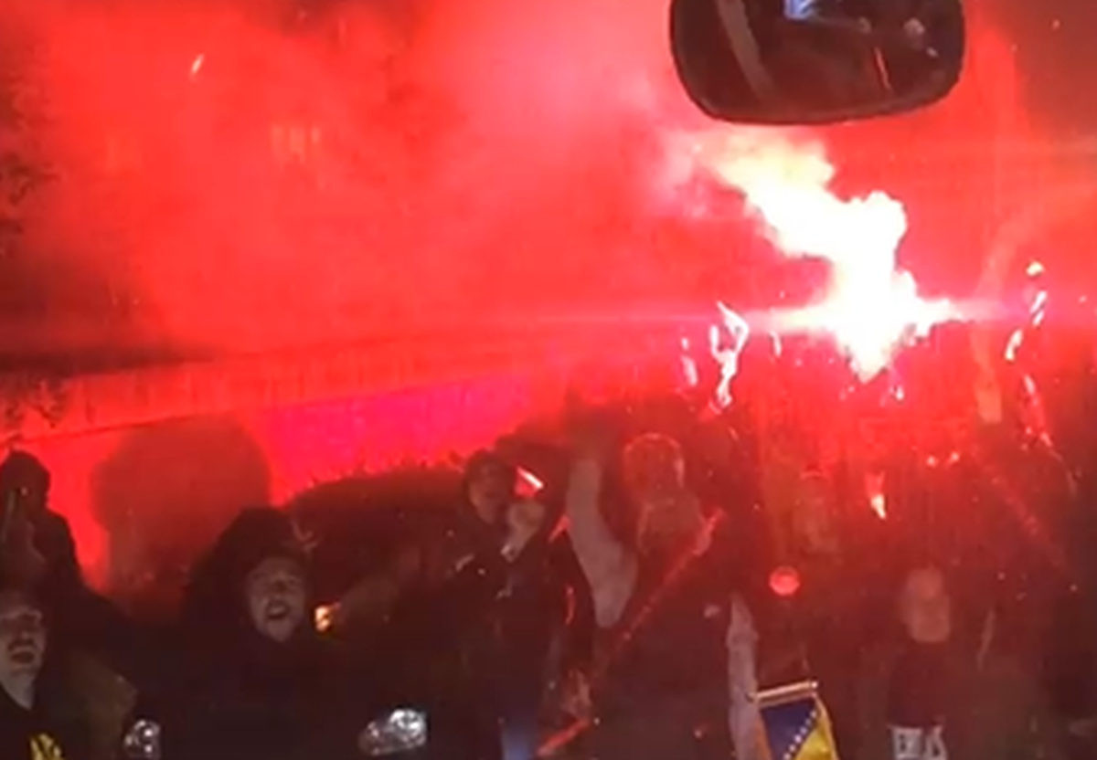 Snimak iz autobusa, igrači Sarajeva u šoku: "Zamisli da smo prošli...'