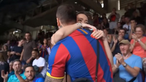 Makedonac doveo djevojku na utakmicu Barcelone, a onda mu je aplaudirao cijeli Camp Nou