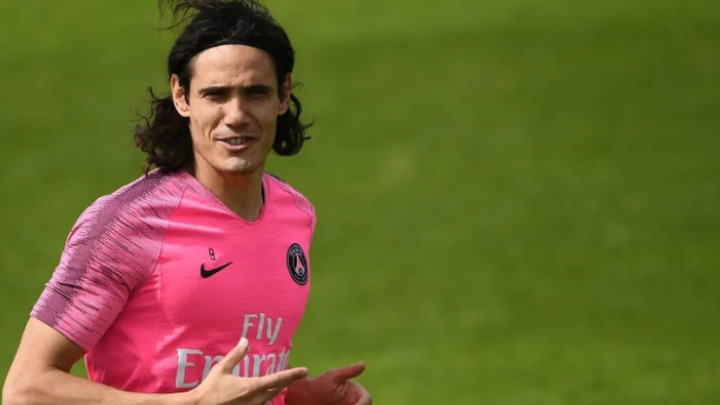 PSG prodaje Cavanija