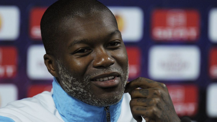 Cisse prešao s riječi na djela i ponudio se dvjema francuskim ekipama