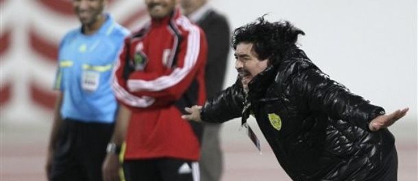 Maradonin golman udario trenera Al Ahlija