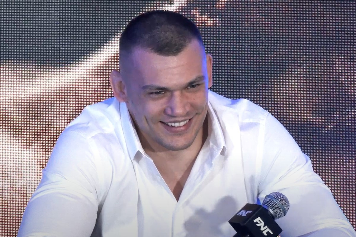 Stošić poručio Miranu Fabjanu: "Lično ću mu u subotu omogućiti da zapjeva 'Nedjelju' s Džejom" Stošić poručio Miranu Fabjanu: "Lično ću mu u subotu omogućiti da zapjeva 'Nedjelju' s Džejom"