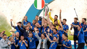 Englezi traže da se finale protiv Italije ponovi