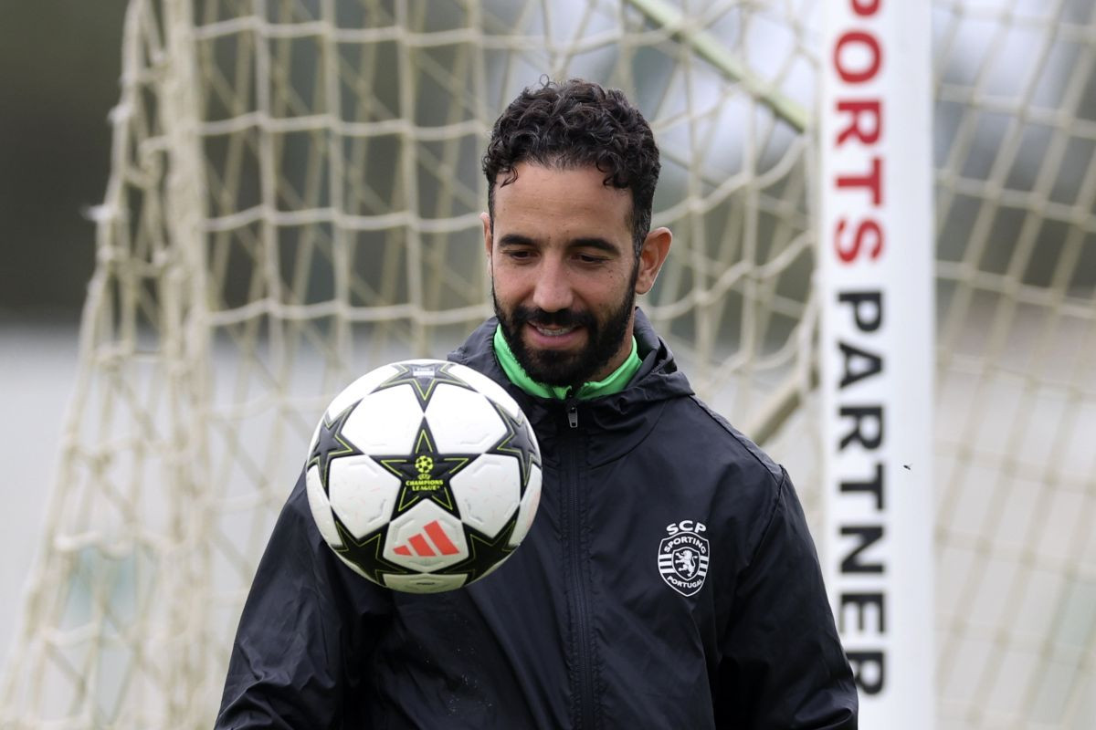 Ruben Amorim po prvi put vodio trening Uniteda i odmah svojim potezom šokirao sve nogometaše Ruben Amorim po prvi put vodio trening Uniteda i odmah svojim potezom šokirao sve nogometaše