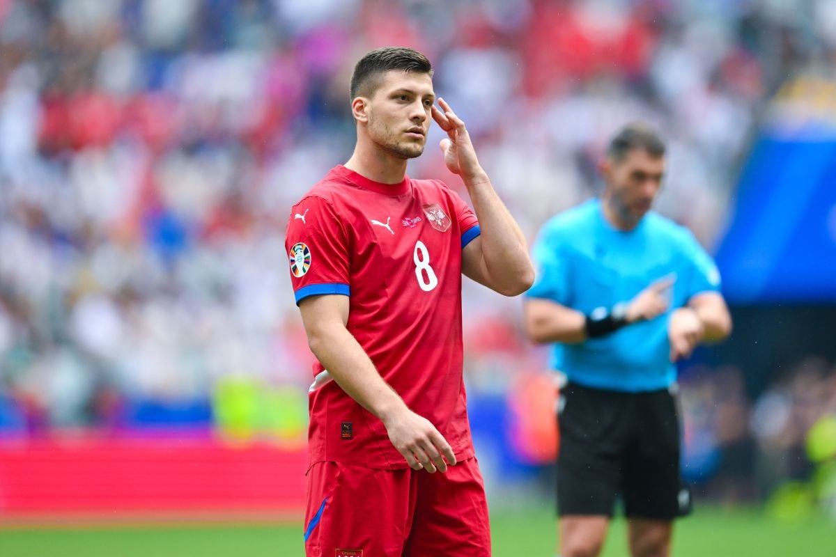 Luka Jović zbog nestvarne ponude 'izradio' Meksikance: "Eto me, ali ako mi date više para" Luka Jović zbog nestvarne ponude 'izradio' Meksikance: "Eto me, ali ako mi date više para"