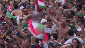 Navijači brazilskog Fluminensea nose mađarske zastave, a znate li zašto?