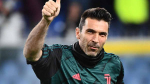 Buffon: Nadam se da Sarri ostaje u klubu
