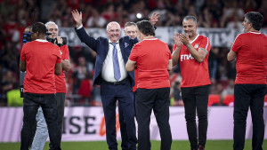 Tužan dan za fudbal, legendarni trener objavio oproštajnu poruku, teška bolest je uzela maha