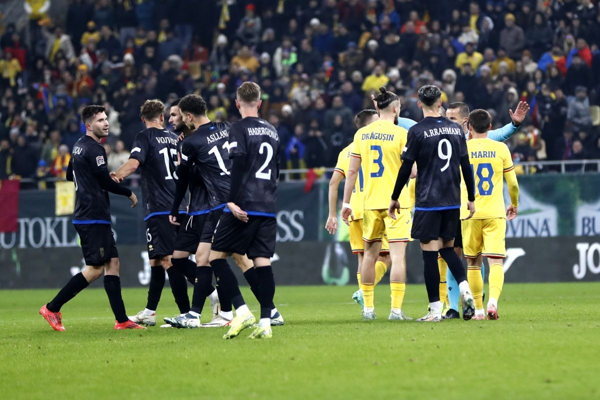 Rumun uznemirio naciju, ali i čitavu Srbiju objavom o Kosovu: "Da vaše roditelje nađu..." Rumun uznemirio naciju, ali i čitavu Srbiju objavom o Kosovu: "Da vaše roditelje nađu..."