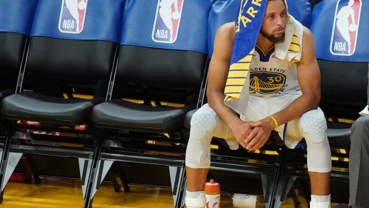 Prolongiran povratak Stephena Curryja
