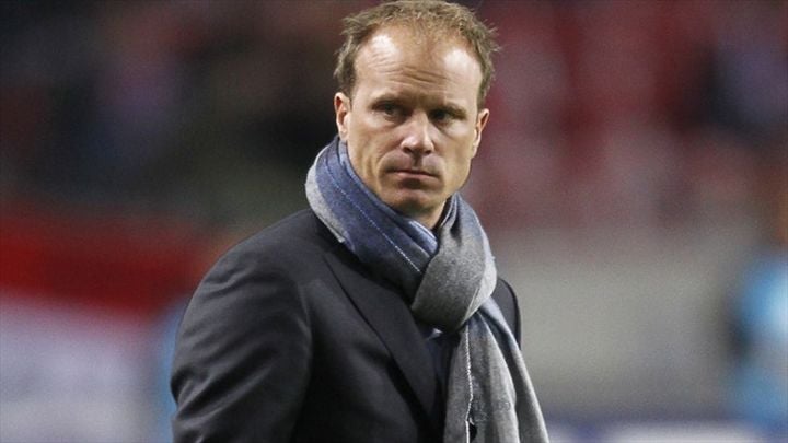 Bergkamp: Nemam želju postati prvi trener