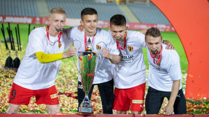 Petroviću trofej prvaka sa mladim timom Korone