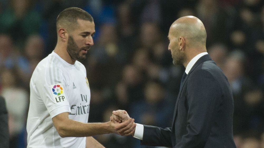 Zidane brani Benzemu: Mnogo radi za tim