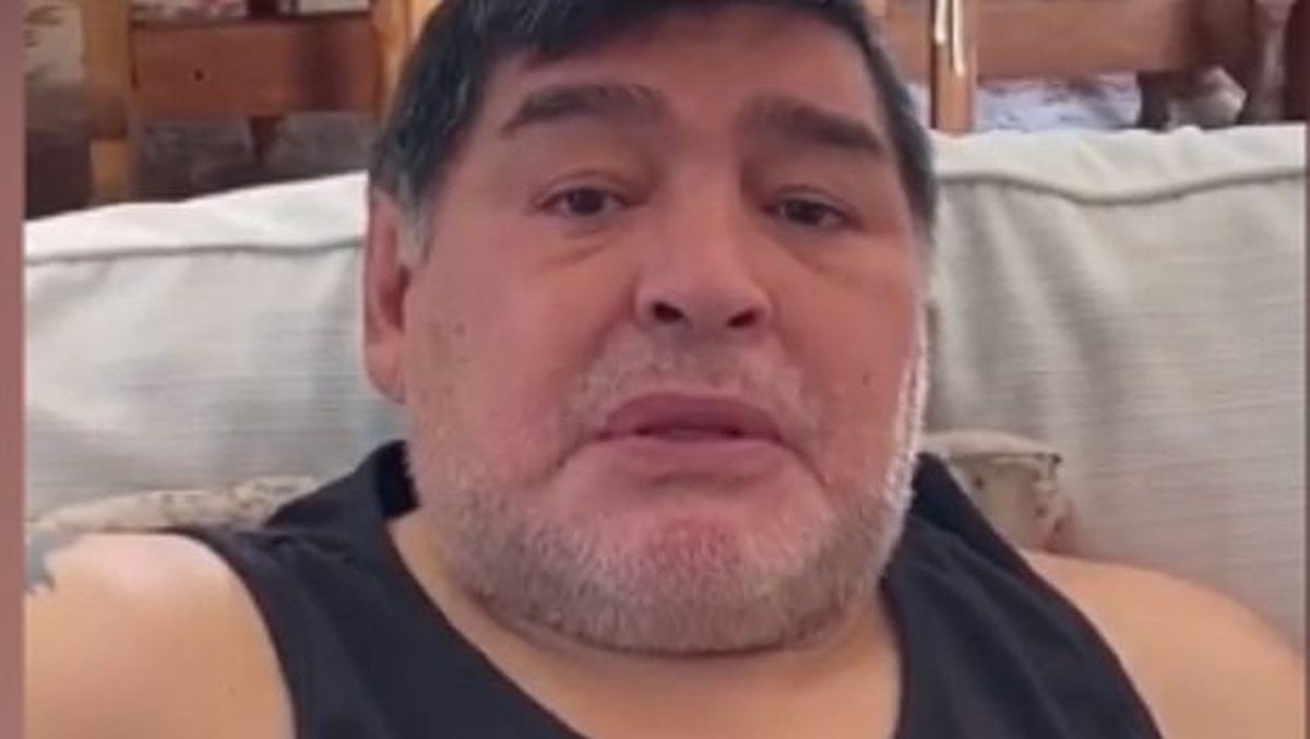 Diego Maradona tražio pomoć, pa zaplakao