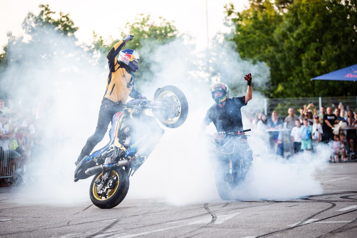 Spektakl u najavi: Aras i Nemanja zagrijali Banja Luku pred večerašnji Red Bull FMX Jam