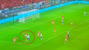 Zarađuje milione, a radi ovakve stvari: Za ovo bi Maguire bio izviždan i u nižim ligama BiH