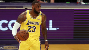 Sve iznenadio: LeBron James promijenio broj na dresu u Lakersima