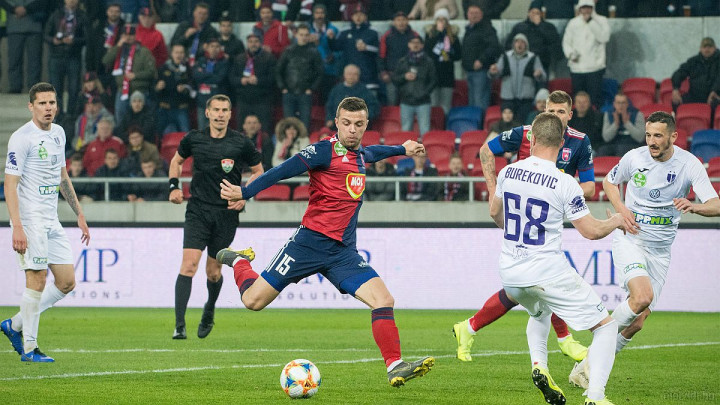 U pravo vrijeme na pravom mjestu: Pogledajte Hodžićev gol u derbiju mađarskog prvenstva