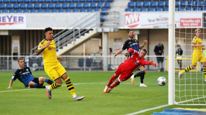 Borussia demolirala Paderborn!