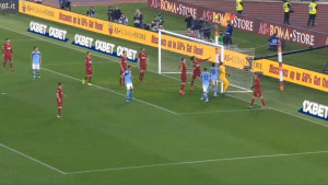 Može li bizarnije? Nevjerovatno kakav gol je primila Roma