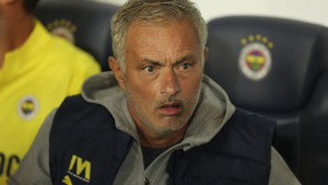 Jose Mourinho obećao da će cijeli svijet vidjeti krađu Fenera - Ubrzo je objavio video na Instagramu