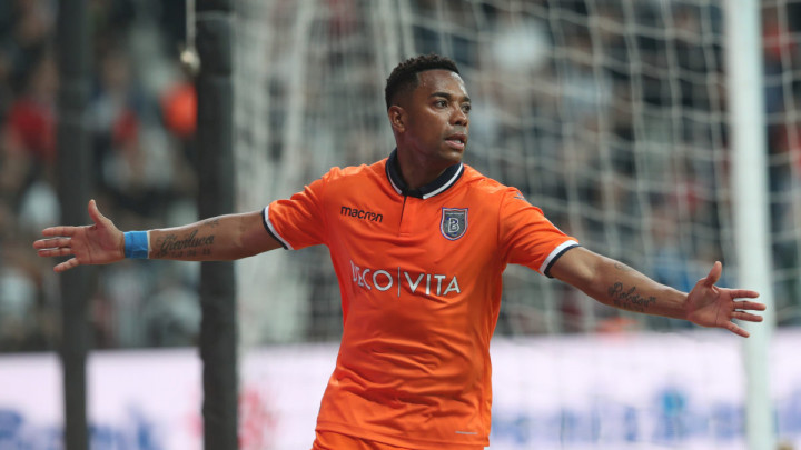 "Robinho? Momentalni zatvor. Silovatelj ne smije biti nagrađen"