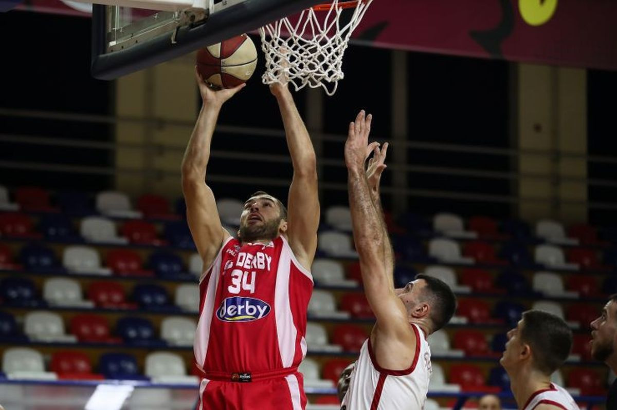 Kenan Kamenjaš nastavio dominaciju u regionalnoj košarci