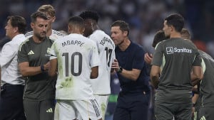 Realova zvijezda ponižena u Bratislavi, Xabi Alonso mu ne oprašta: "Šta ti je?"