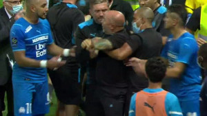 Jorge Sampaoli krenuo sam na navijače, a onda htio da se tuče s igračem Nice