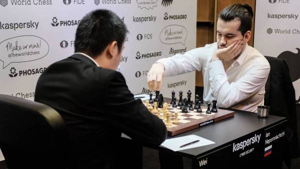 I to se desilo: Carlsen je, ipak, od krvi i mesa, poražen je nakon 125 mečeva