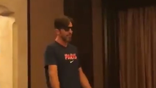 Jeste legenda, ali je morao pjevati pred ostatkom ekipe