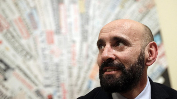 Monchi bijesan nakon meča Real - Sevilla: "Htio sam ekipu izvesti s terena"