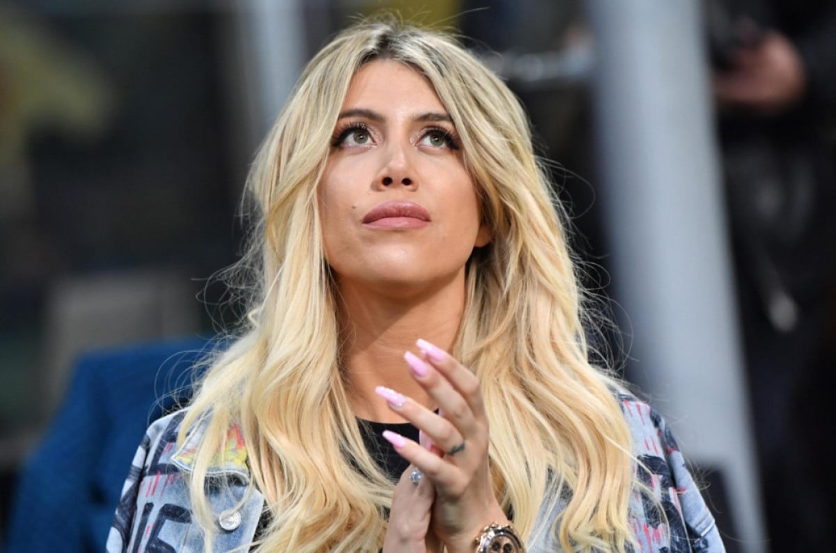 Wanda Nara pronašla novu ljubavnu žrtvu: On je prije godinu dana ostavio i ženu i djecu Wanda Nara pronašla novu ljubavnu žrtvu: On je prije godinu dana ostavio i ženu i djecu