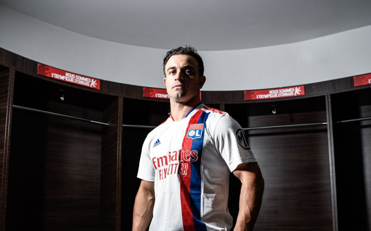 Xherdan Shaqiri potpisao za Lyon! Xherdan Shaqiri potpisao za Lyon!