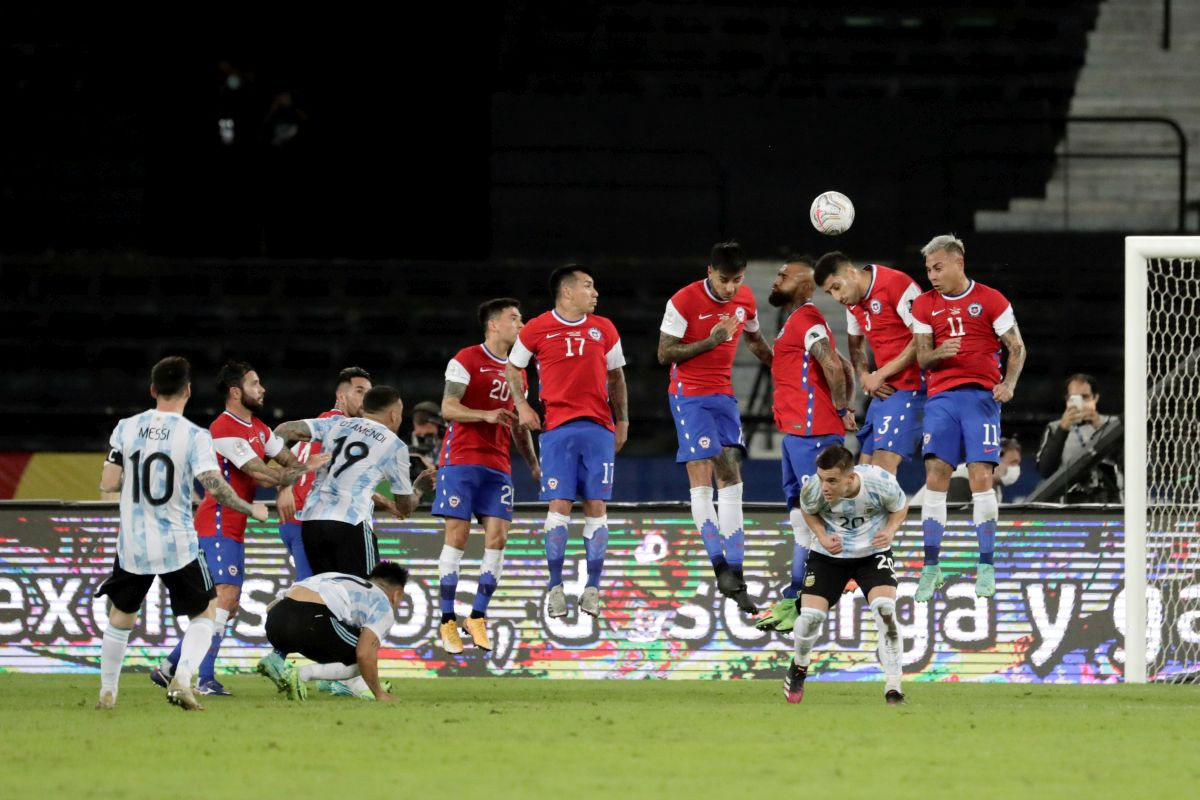 Remi Argentine i Čilea na startu Copa Americe, spektakularan gol Messija iz slobodnjaka