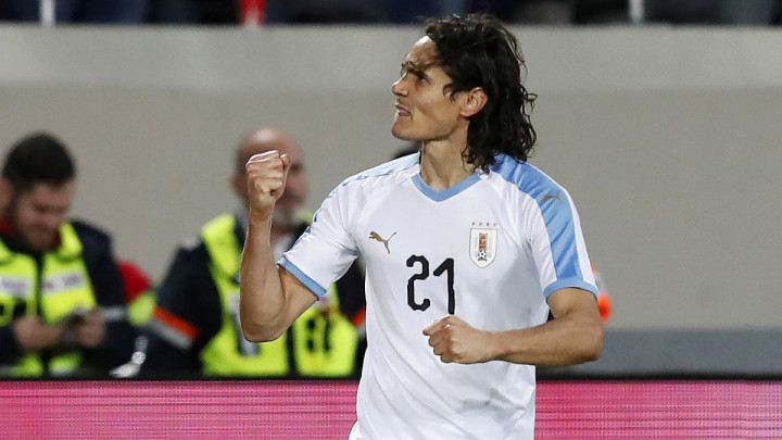 Cavani u odbranom društvu s Peleom, Messijem, Ronaldom...