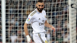 Karim Benzema unio pometnju objavom na Twitteru: "Budite spremni..."