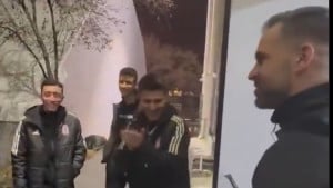 Nedavno u Sarajevu slavio sa Srbijom, a sada mu Turci priredili trenutak koji će ostati urezan