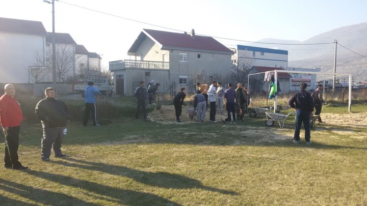 Radna akcija fudbalera Veleža Radna akcija fudbalera Veleža