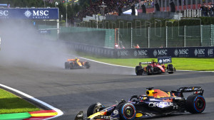 Kiša, odgađanje i ludnica u Belgiji ne mogu zaustaviti Red Bull: Verstappen najbrži u sprint utrci