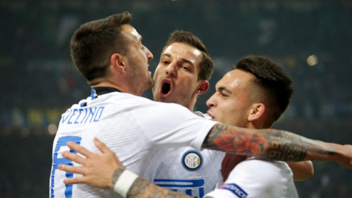 Inter se lagano obračunao s Rapidom, Slavia "isprašila" Genk u gostima