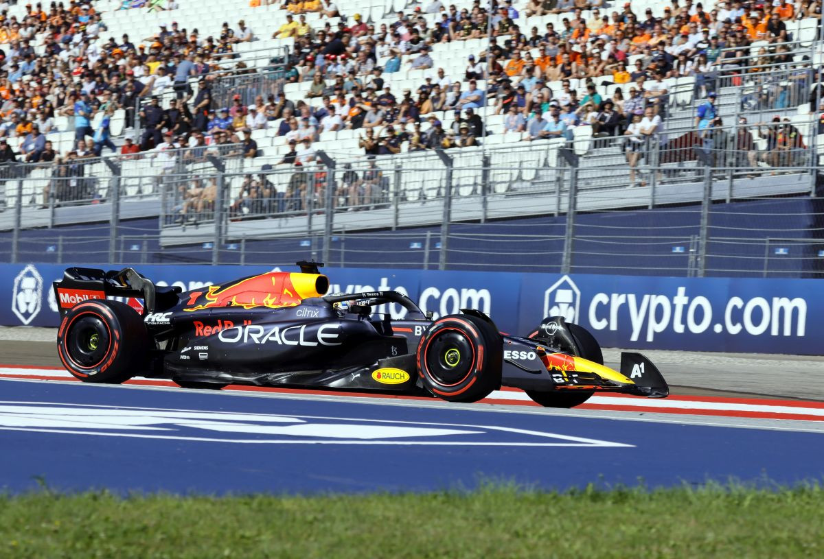 Verstappen sjajnim kvalifikacijama najavio sprint utrku, dvojac Ferrarija čeka svoju šansu