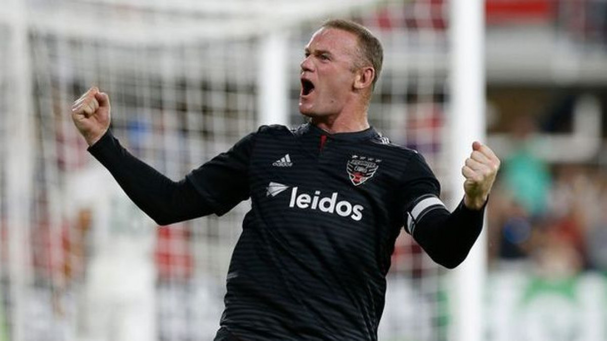 Rooney majstorijom obilježio jubilej