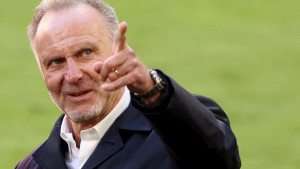 Rummenigge podnio ostavku, Oliver Kahn novi izvršni direktor Bayerna