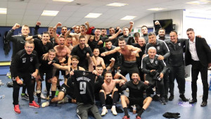 Veliko slavlje u svlačionici Sarajeva nakon pobjede u Cardiffu