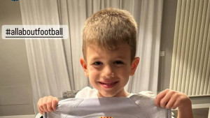 Džekin sin neće nikada zaboraviti taj trenutak, dobio dres i fotografiju sa zvijezdom Barcelone