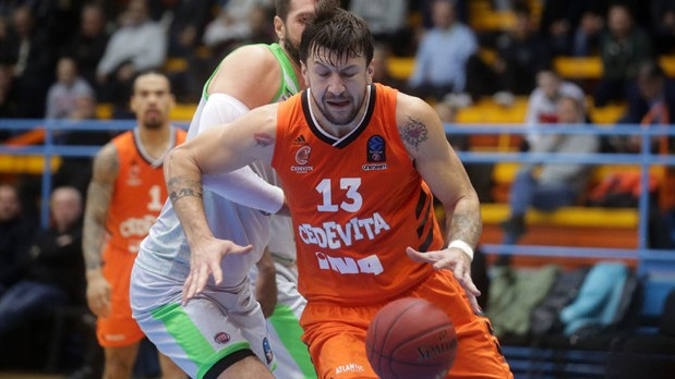 Dobre partije Stipanovića i Kikanovića u porazima Cedevite i Monaca Dobre partije Stipanovića i Kikanovića u porazima Cedevite i Monaca