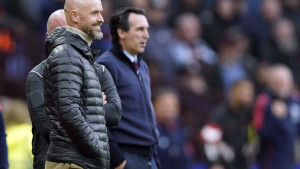 Ten Hag se danas smijao pored terena, čini se da je i njemu jasno šta slijedi